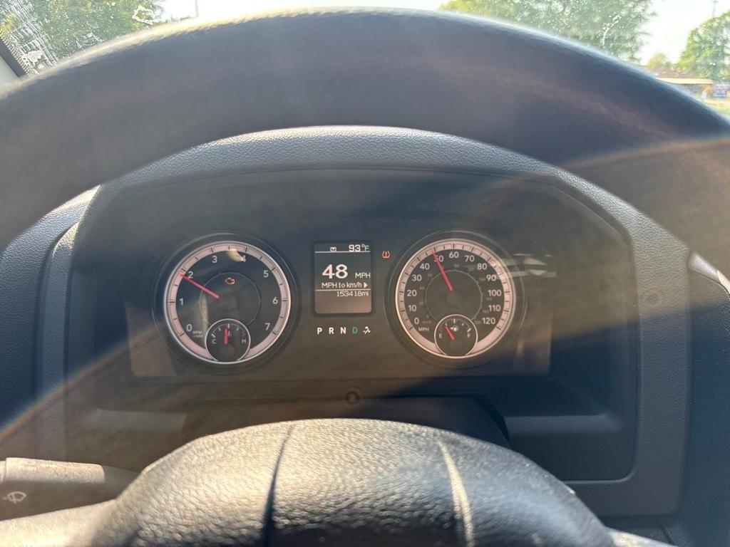 RAM 1500 Tradesman Quad Cab 4WD 2018