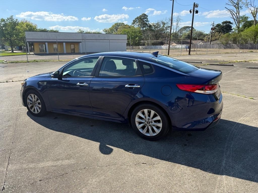 Kia Optima LX 2017