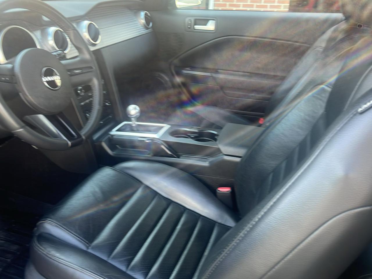 Ford Mustang GT Deluxe Coupe 2008