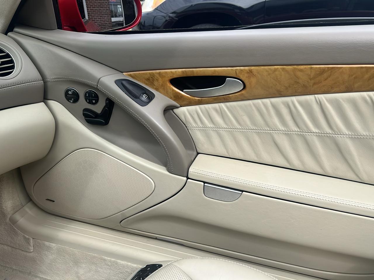 Mercedes-Benz SL-Class SL600 2006