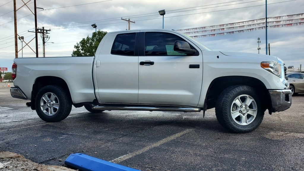 Toyota Tundra  2016 Toyota Tundra  2016