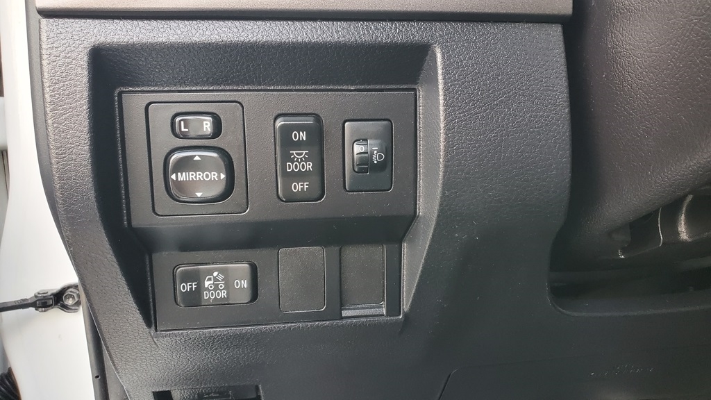 Toyota Tundra  2016 Toyota Tundra  2016