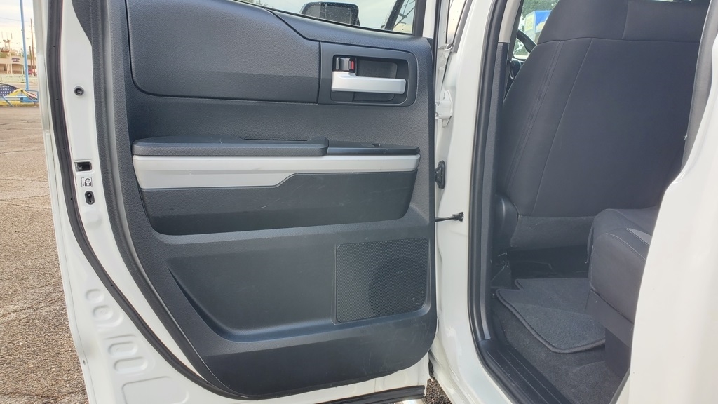 Toyota Tundra  2016 Toyota Tundra  2016