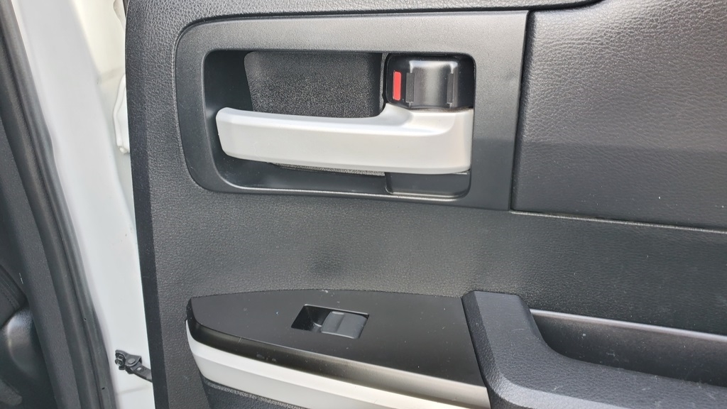 Toyota Tundra  2016 Toyota Tundra  2016