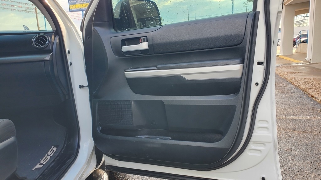 Toyota Tundra  2016 Toyota Tundra  2016