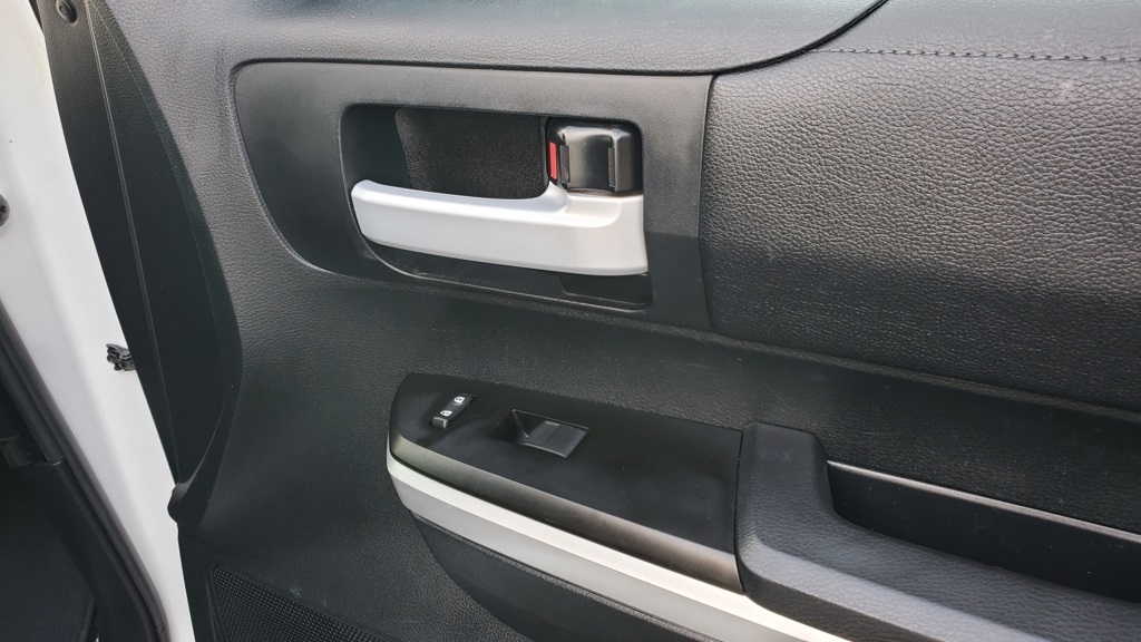 Toyota Tundra  2016 Toyota Tundra  2016