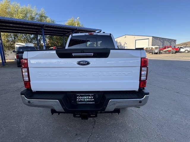 2022 Ford F-350 Lariat photo 4