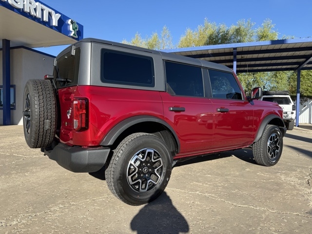 2025 Ford Bronco Base photo 2