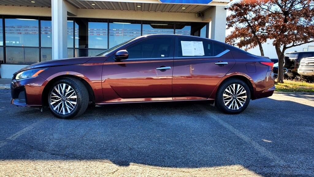 2023 Nissan Altima SV