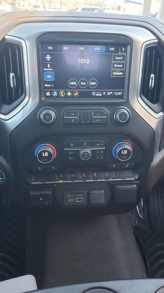 Chevrolet Silverado 1500  2021