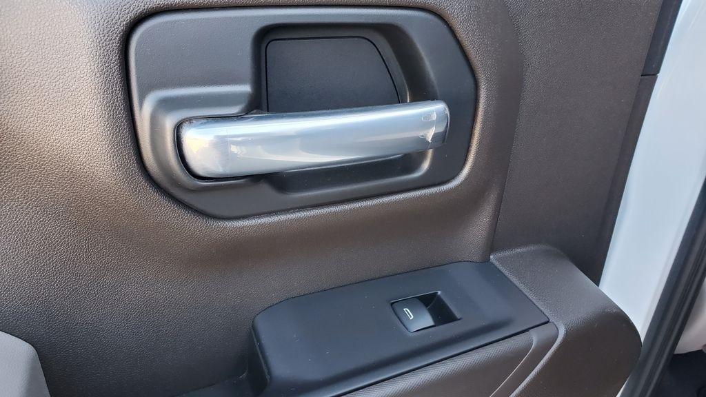 Chevrolet Silverado 1500  2021