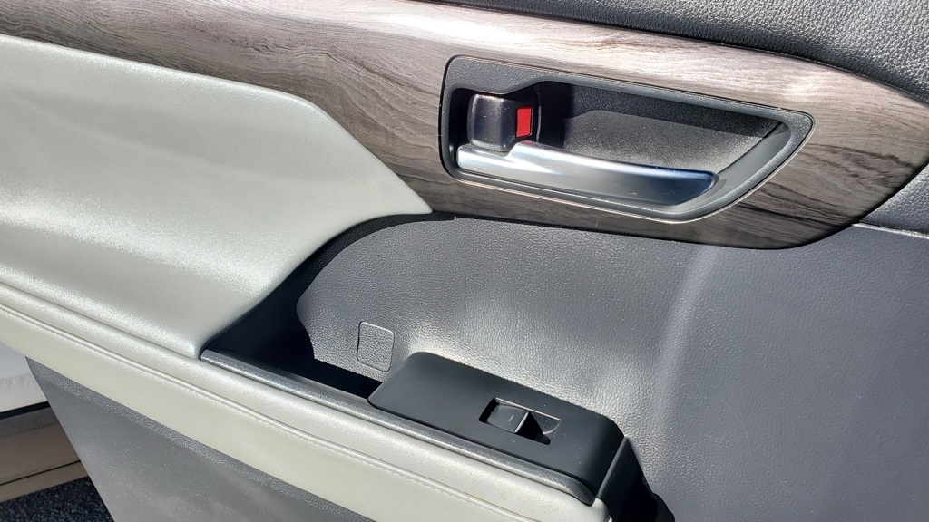 Toyota Highlander  2021