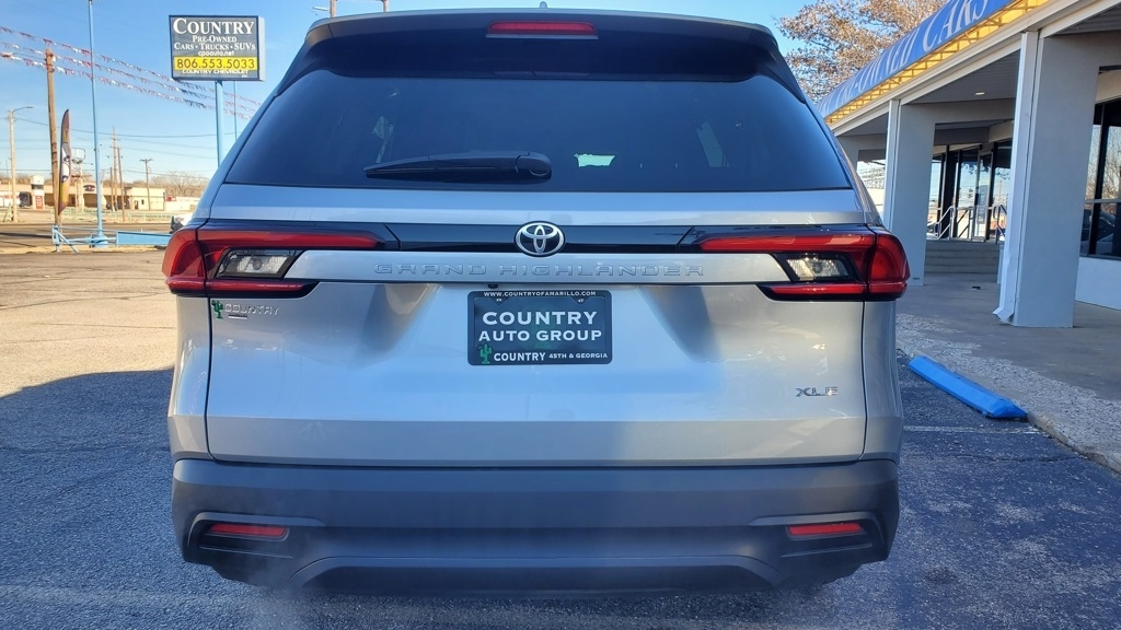 Toyota Grand Highlander  2025