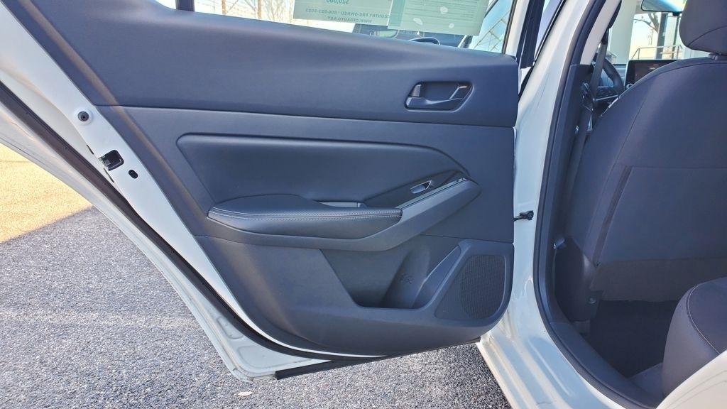 Nissan Altima  2023