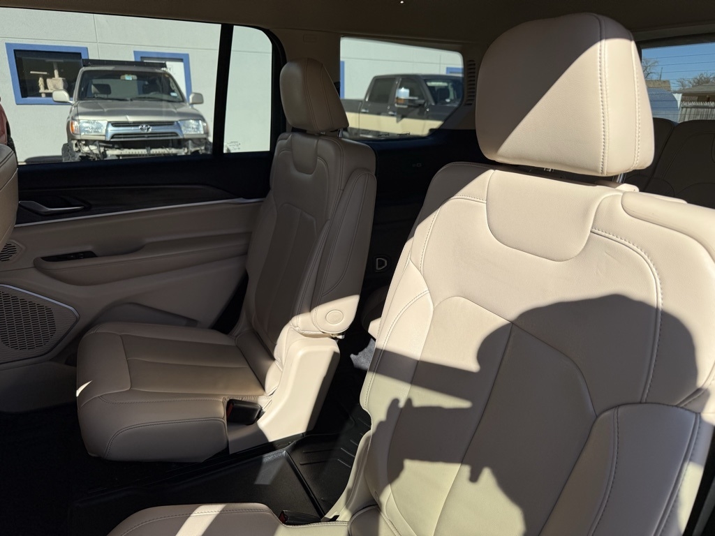 Jeep Grand Cherokee L  2021