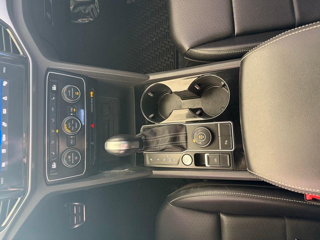 Volkswagen Atlas  2021