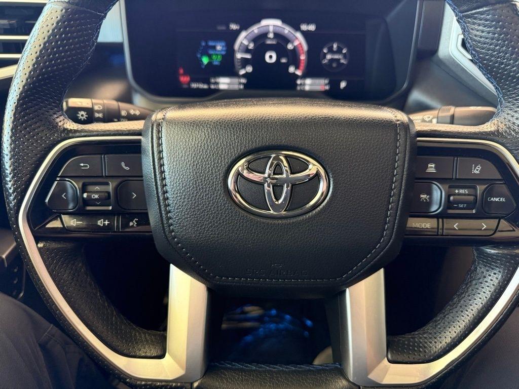 Toyota Tundra  2022