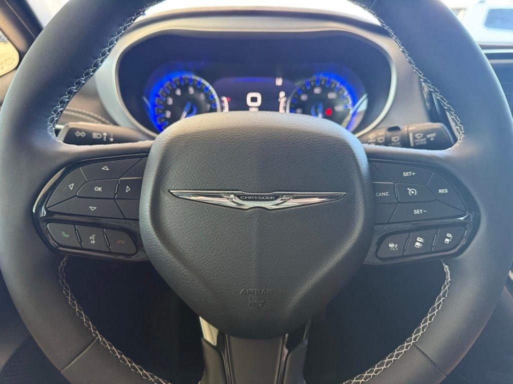 Chrysler Pacifica  2024