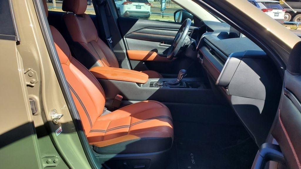 Mazda CX-50  2023