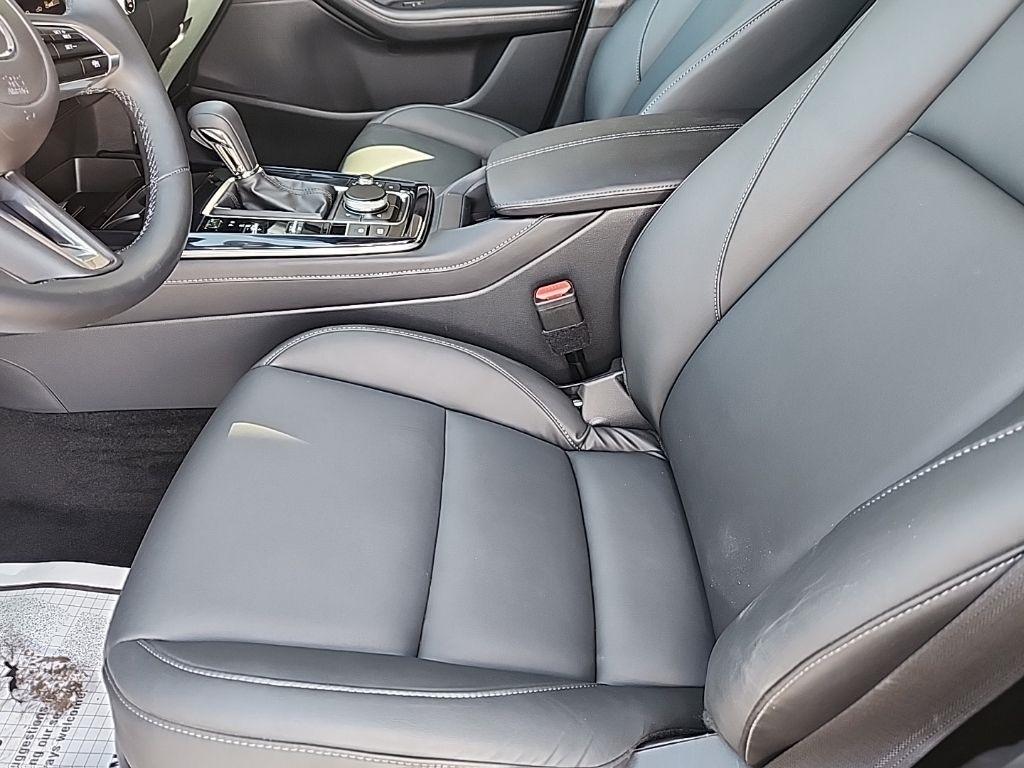 Mazda CX-30  2025