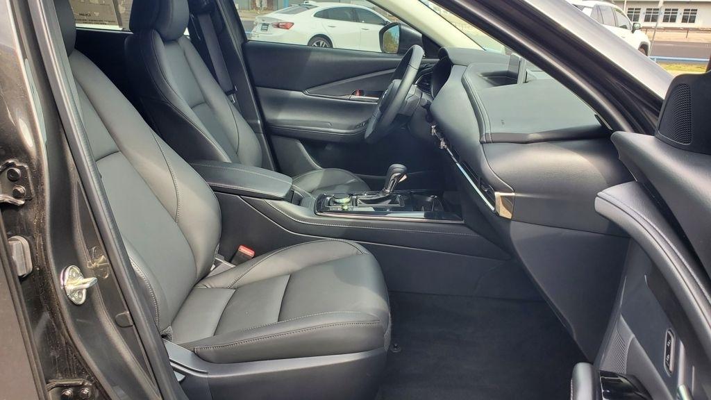 Mazda CX-30  2025