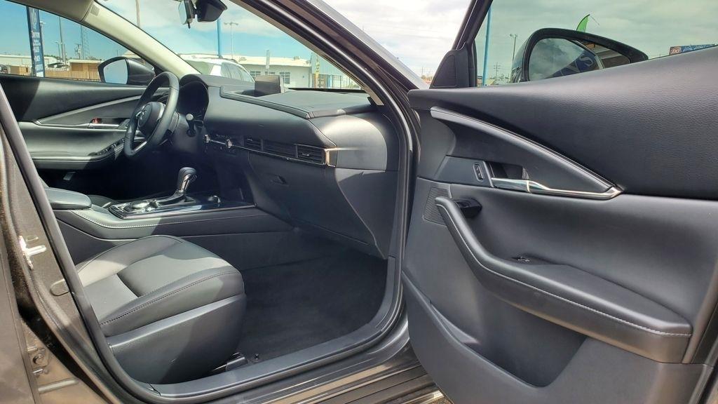 Mazda CX-30  2025