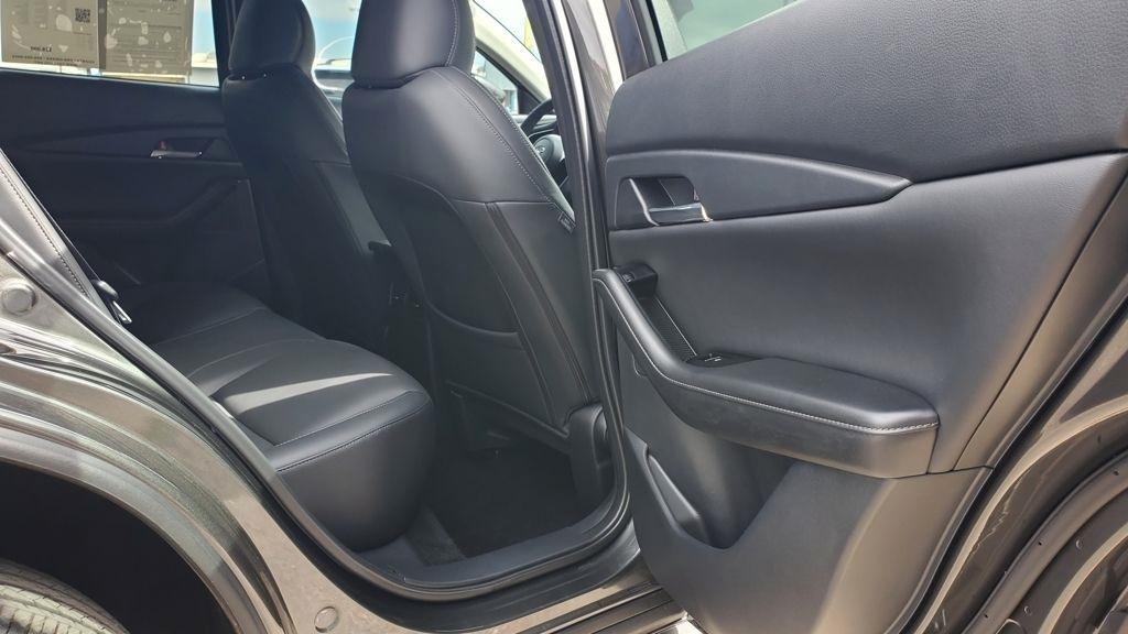 Mazda CX-30  2025