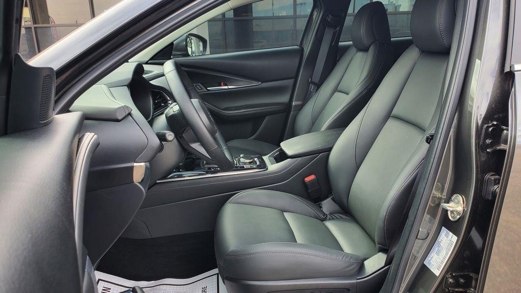 Mazda CX-30  2025