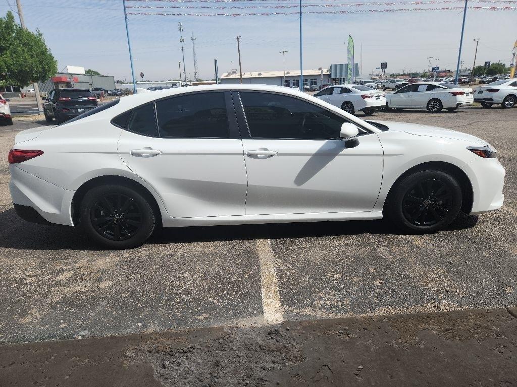 Toyota Camry  2025