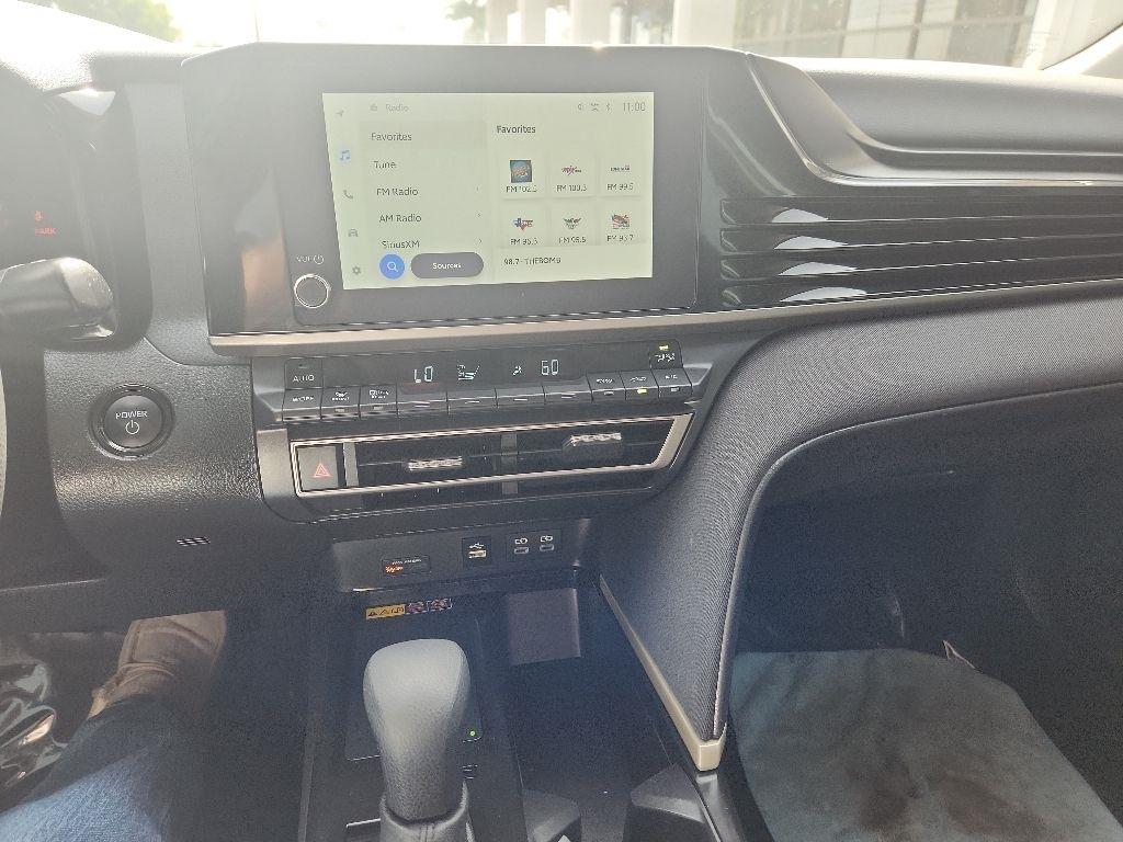 Toyota Camry  2025