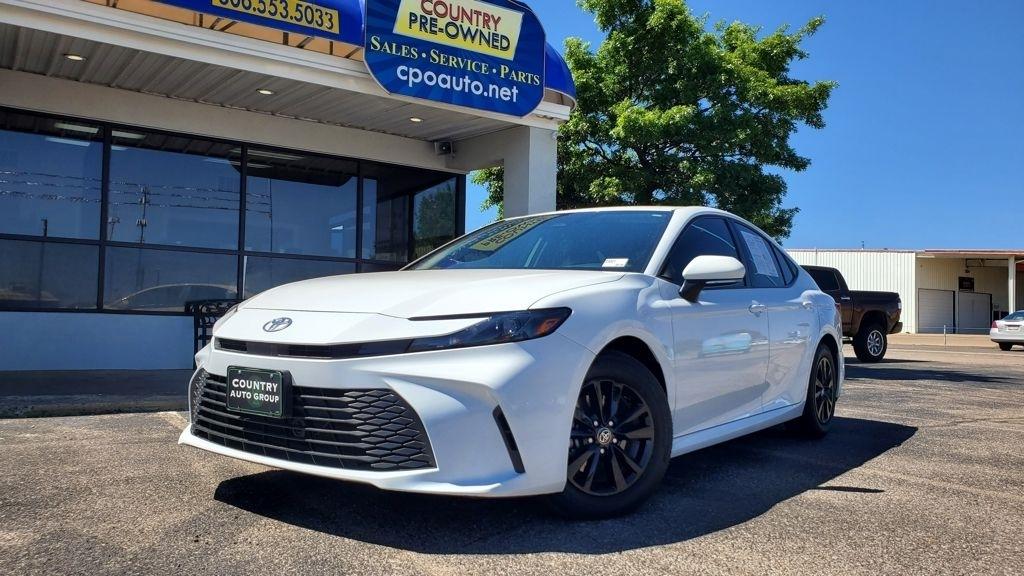 Toyota Camry  2025