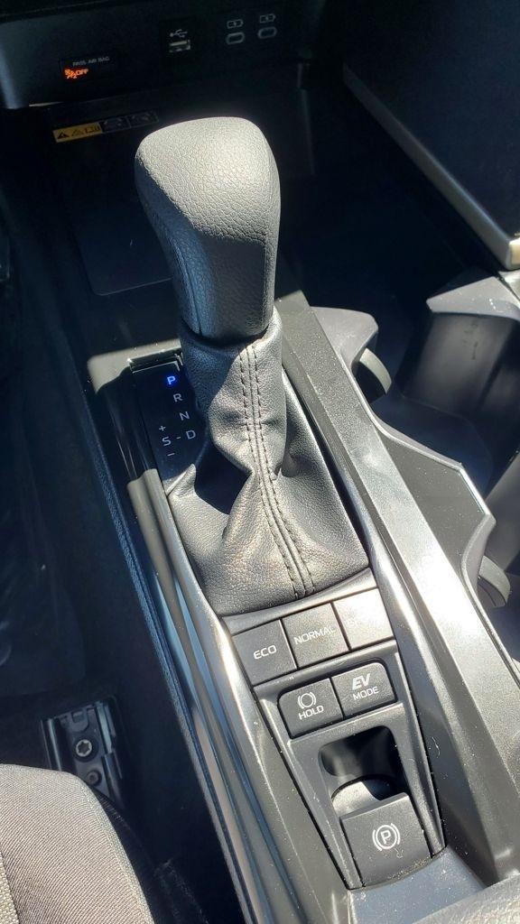 Toyota Camry  2025