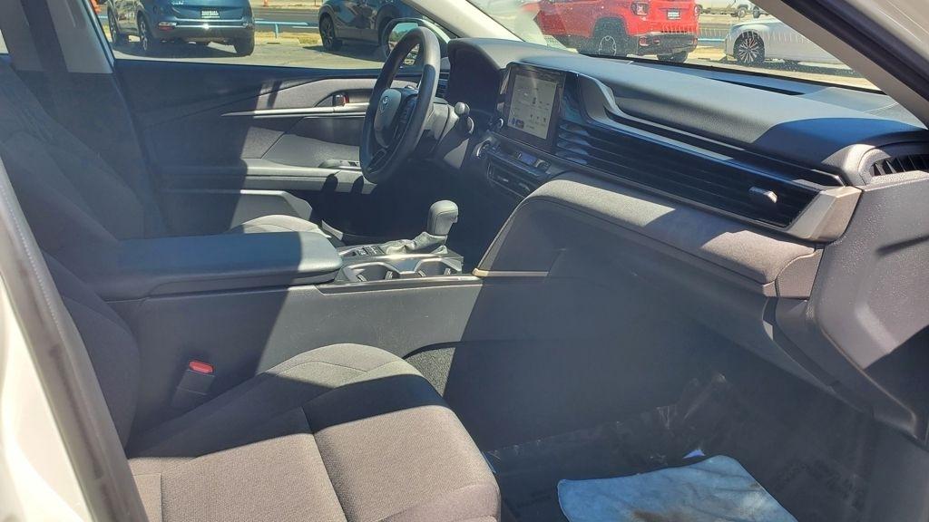 Toyota Camry  2025