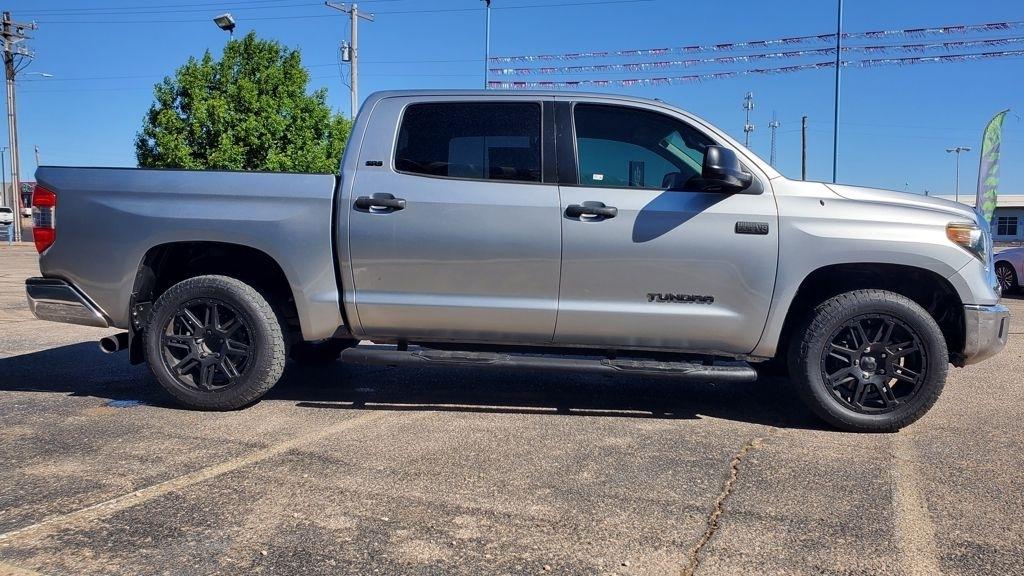Toyota Tundra  2019