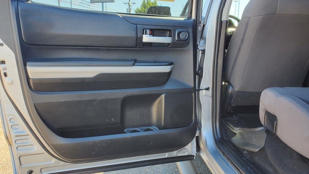 Toyota Tundra  2019
