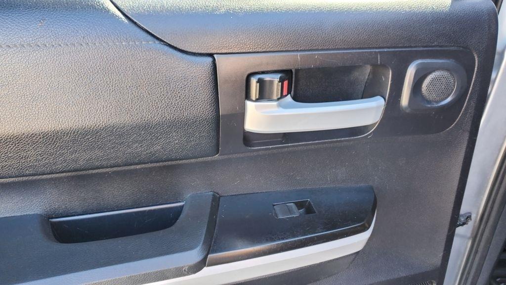 Toyota Tundra  2019
