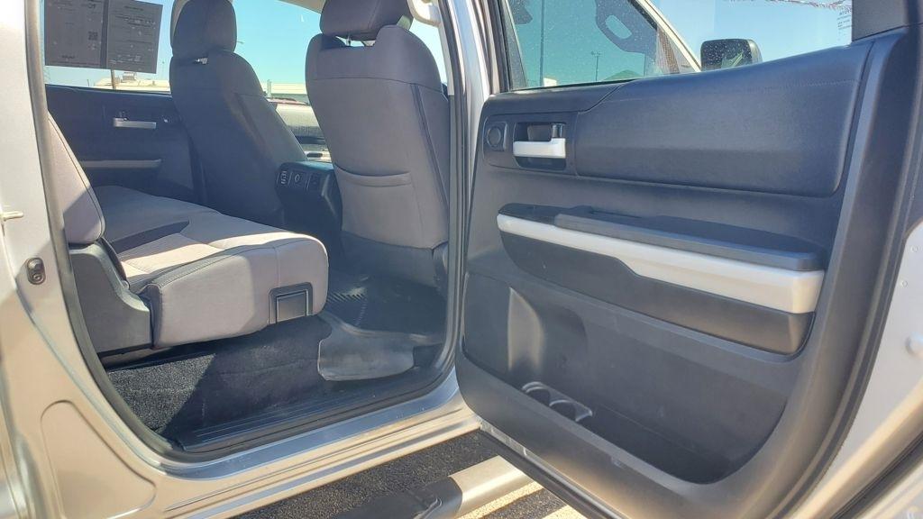 Toyota Tundra  2019