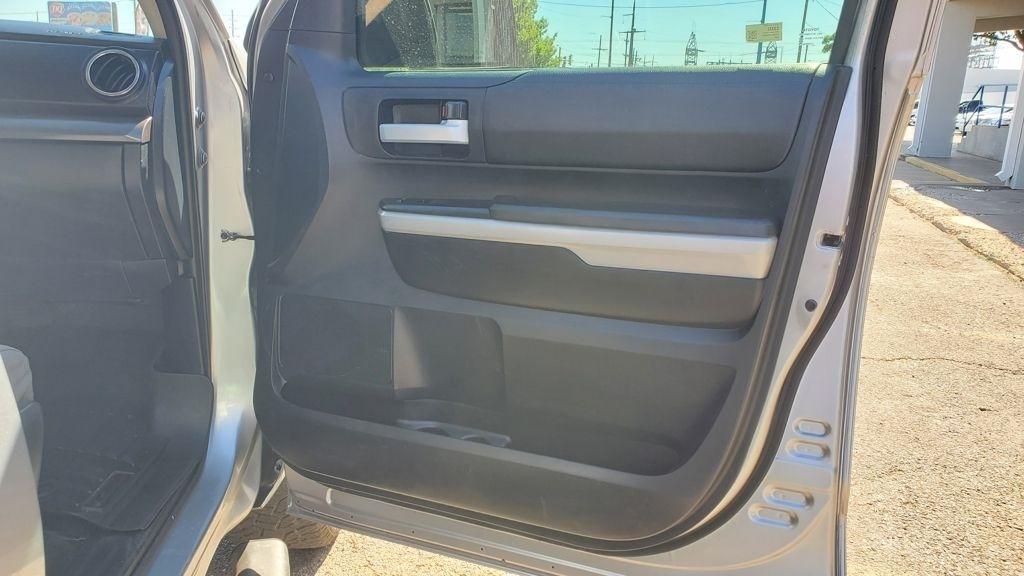 Toyota Tundra  2019