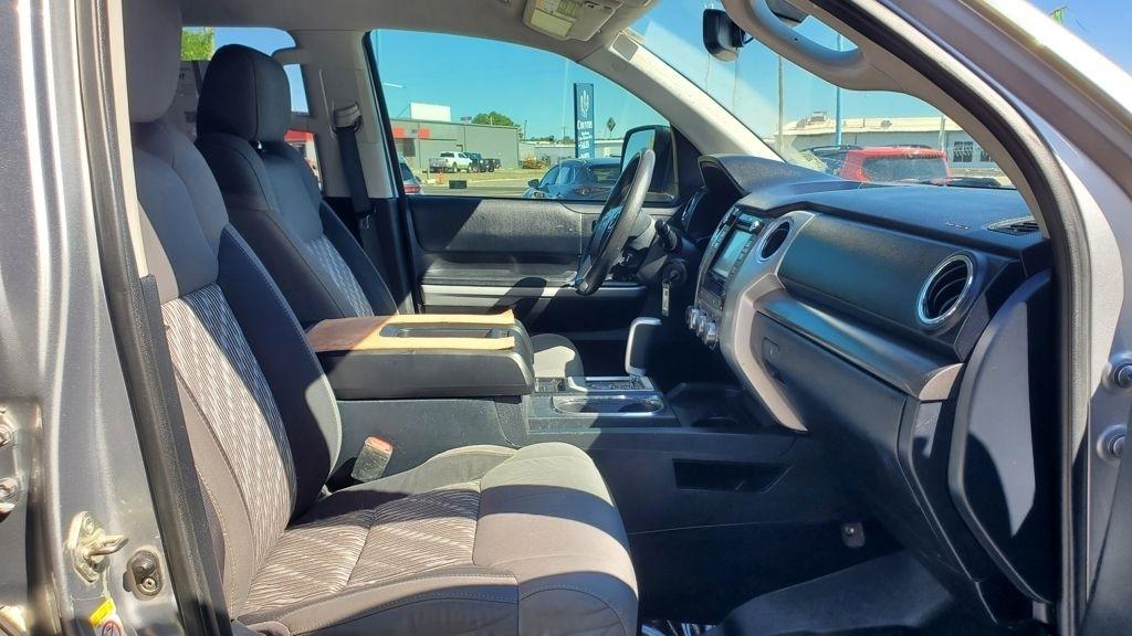 Toyota Tundra  2019