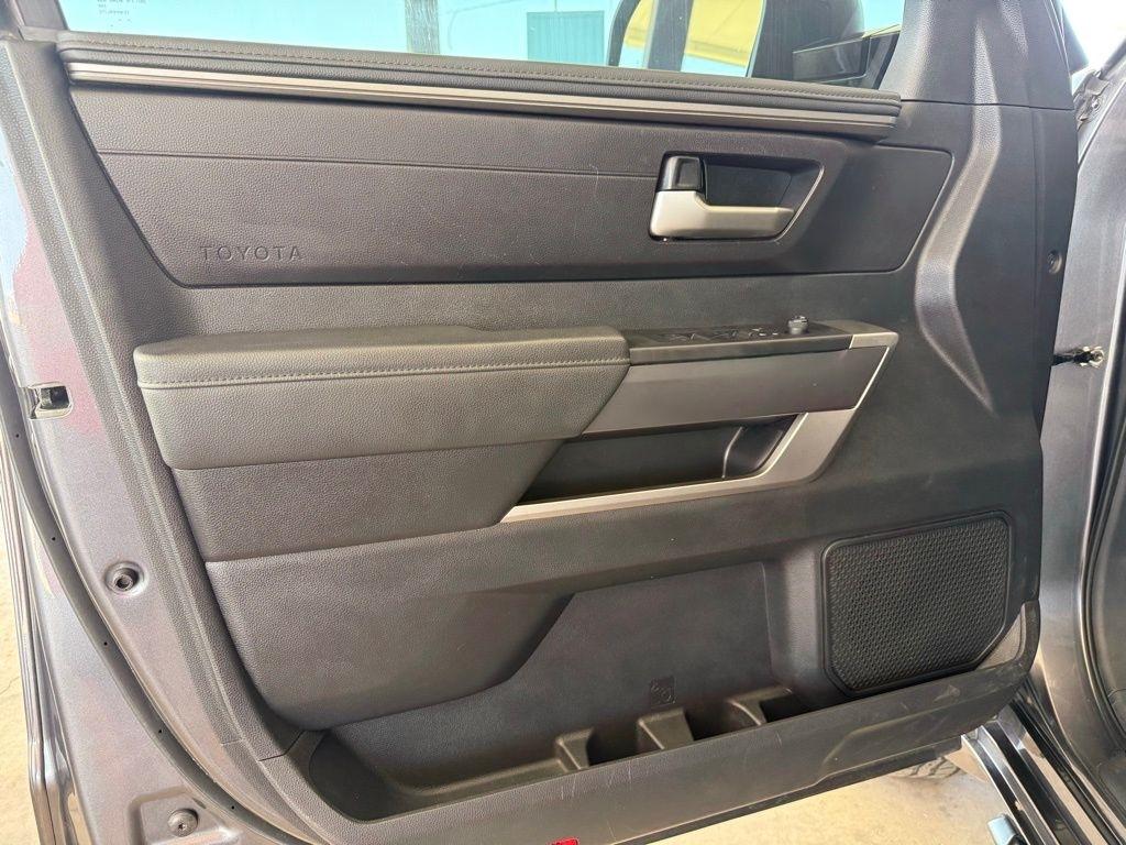 Toyota Tundra  2023