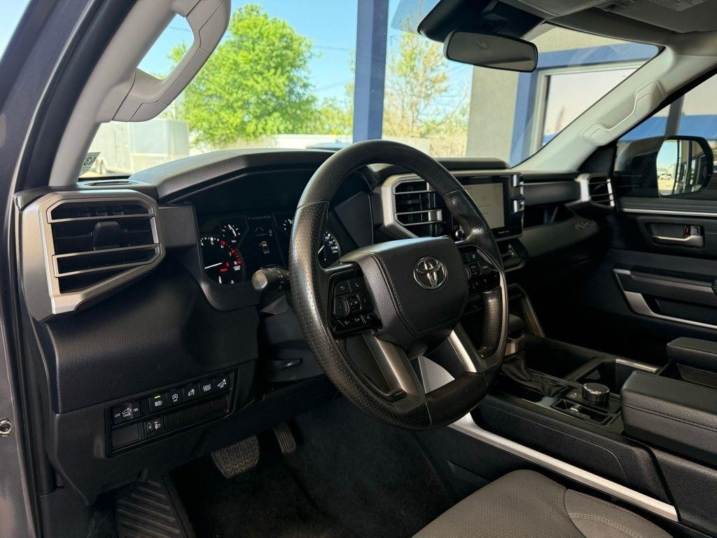 Toyota Tundra  2023