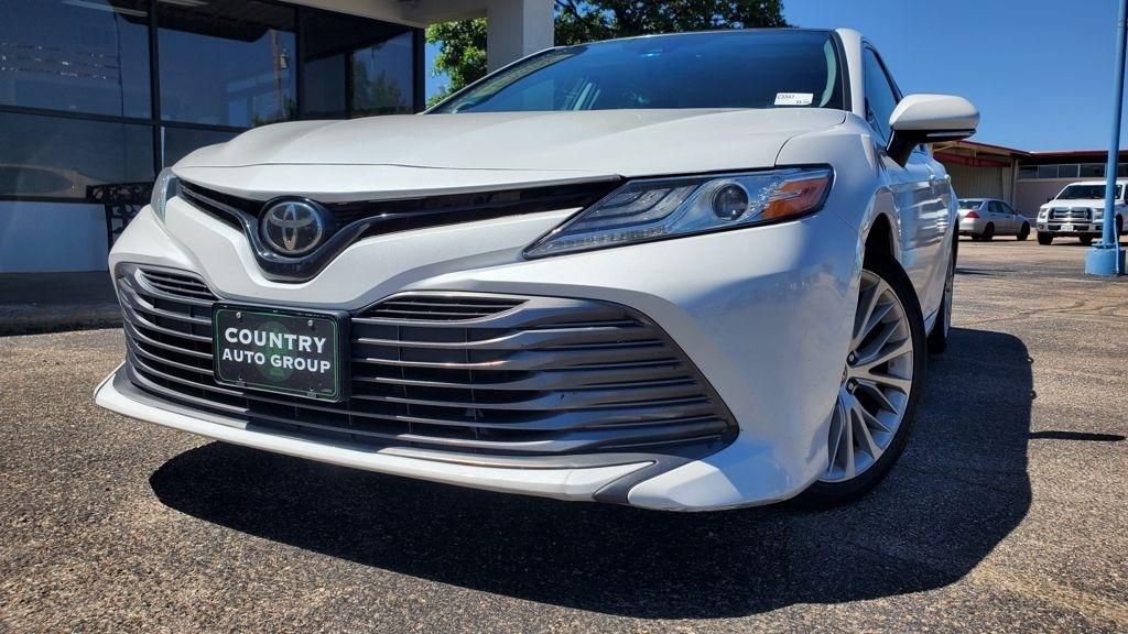 Toyota Camry  2020