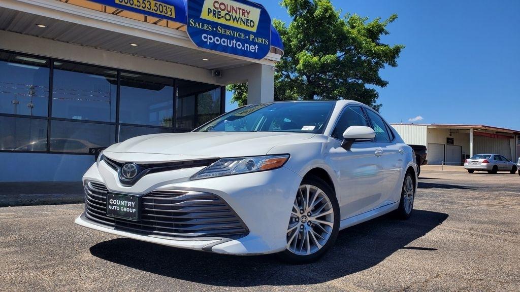 Toyota Camry  2020