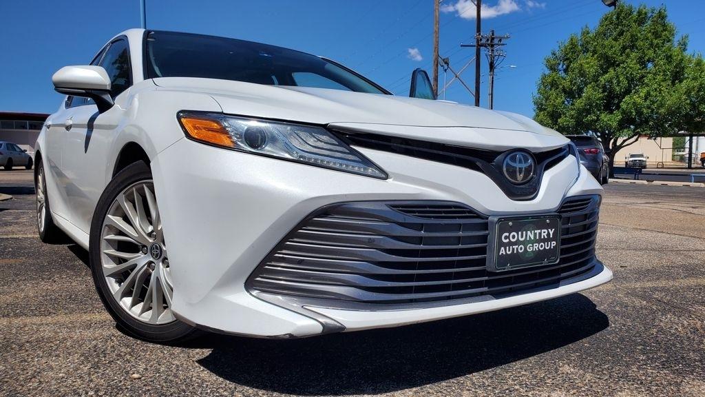 Toyota Camry  2020