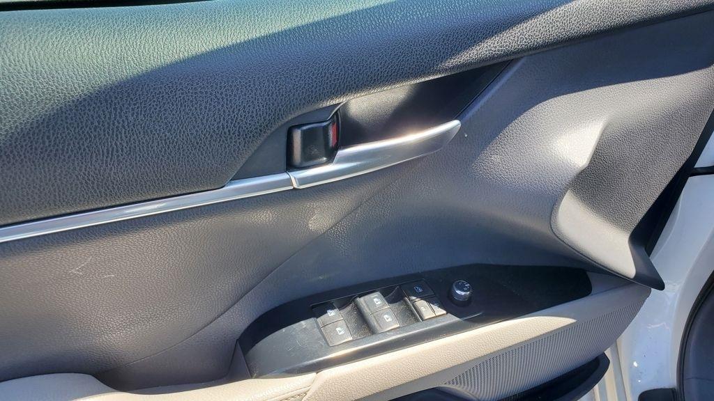 Toyota Camry  2020