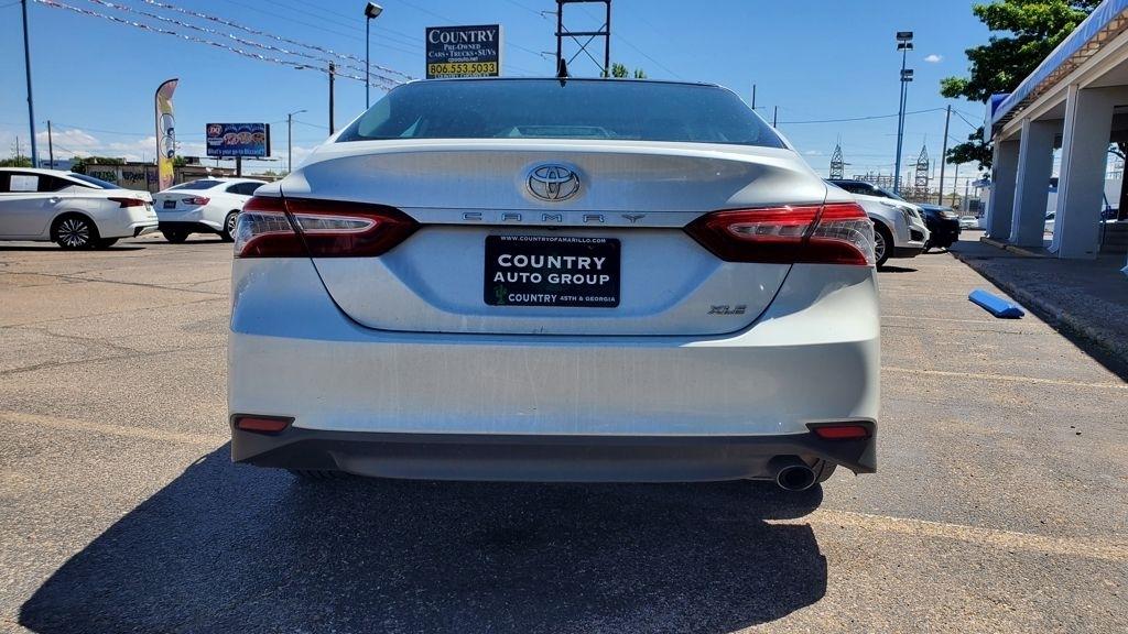 Toyota Camry  2020