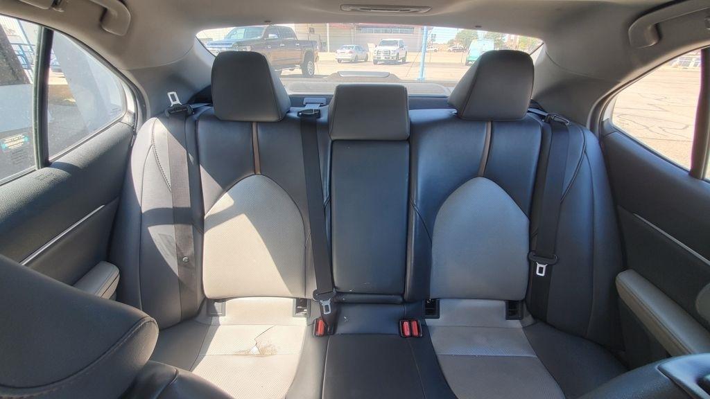 Toyota Camry  2020