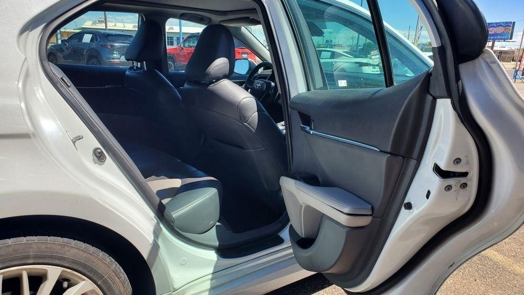 Toyota Camry  2020