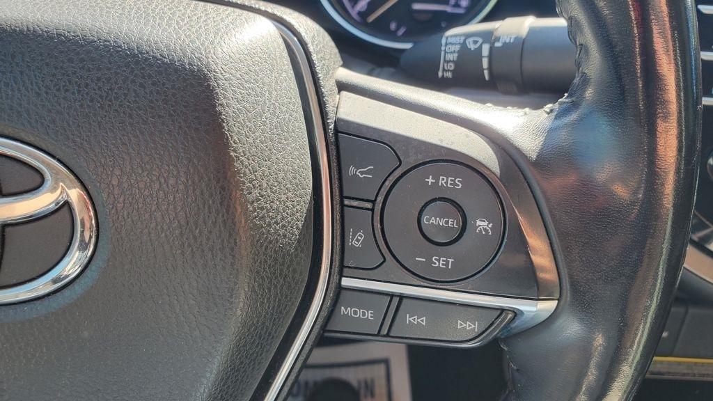 Toyota Camry  2020
