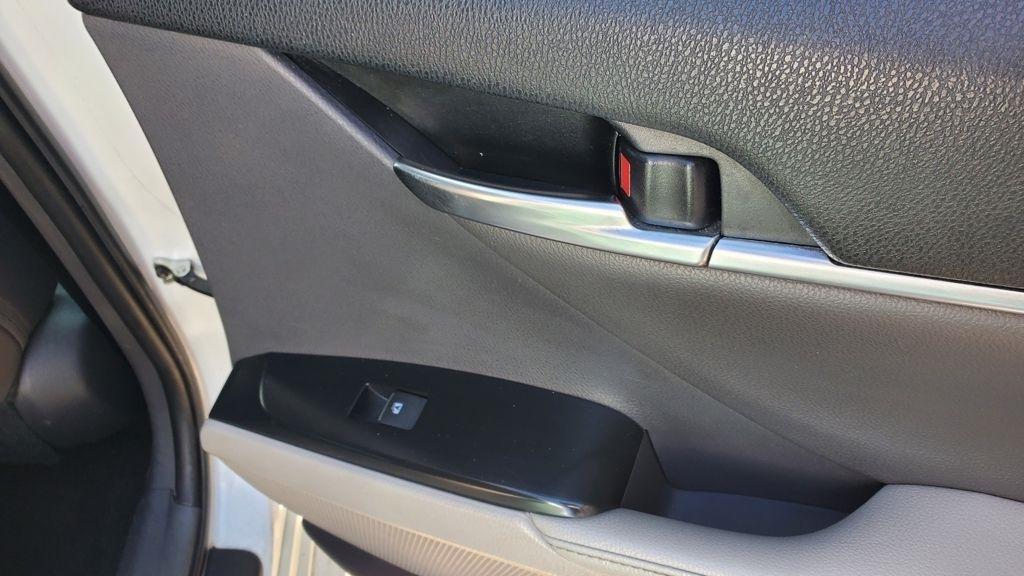 Toyota Camry  2020